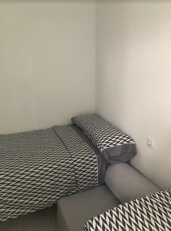 Modern Beach Apartment Торевьиа Экстерьер фото